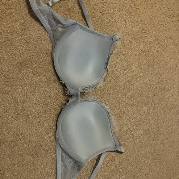 Victoria’s Secret bundle. Size 32C - Picture 4 of 9